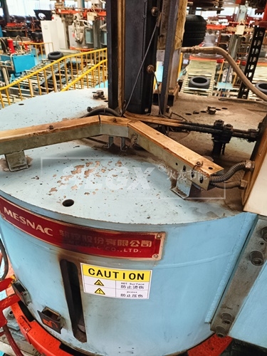 雄鷹輪胎硫化機(jī)保溫套